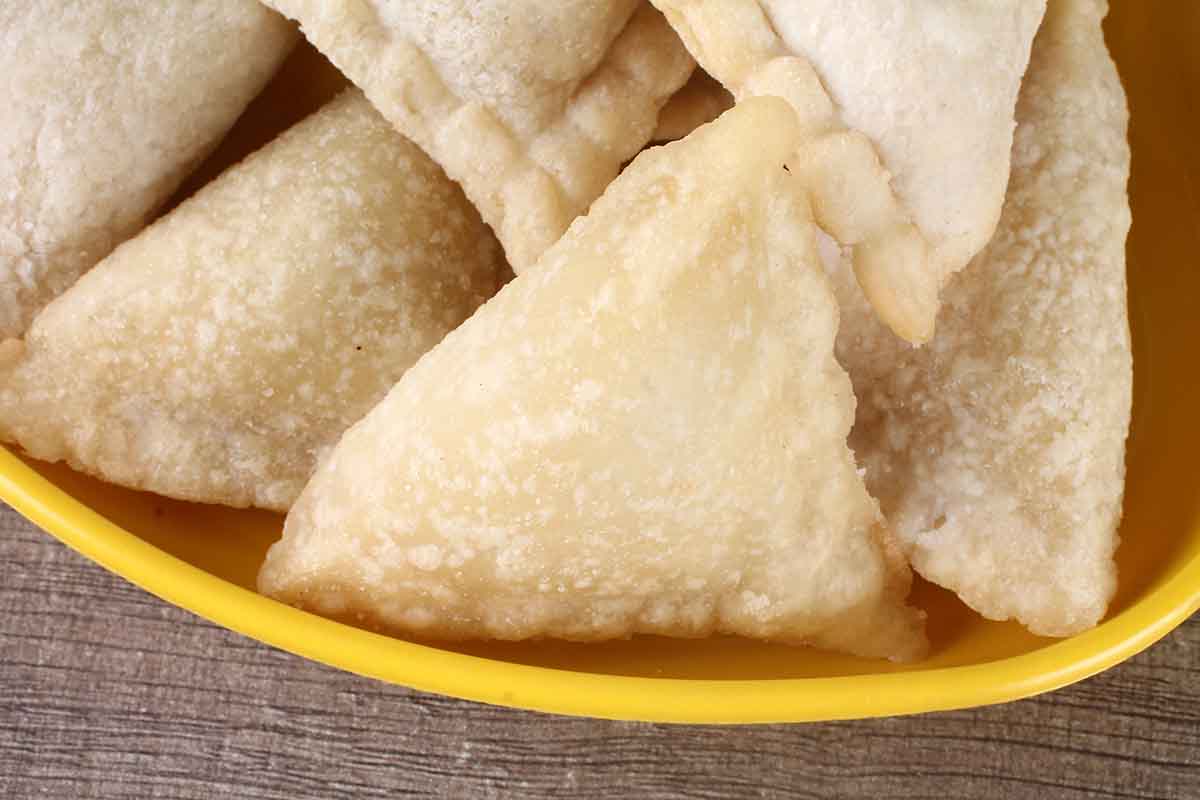 Cheese Jalapeno Samosa 10 Pc - Image 2
