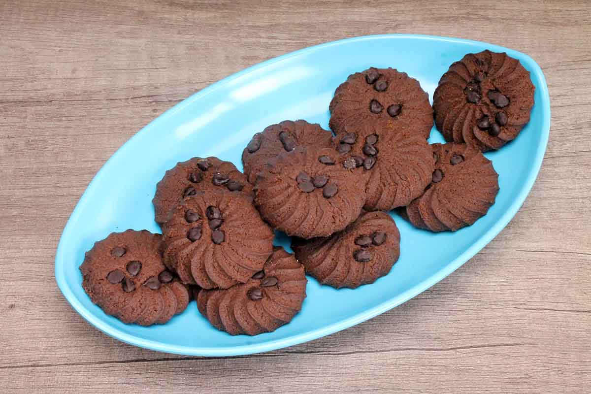 Chocolate Chips Biscuits 200 Gm - Image 2