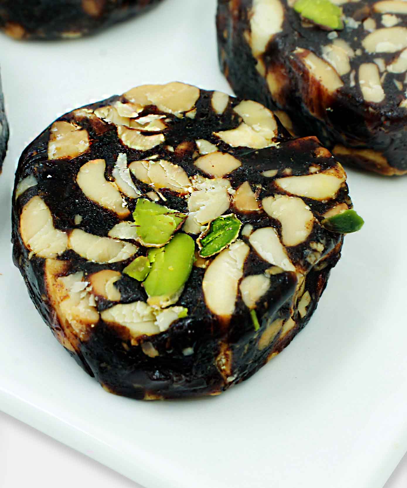 Khajur Roll 1 Kg No Added Sugar Sweet - Image 2