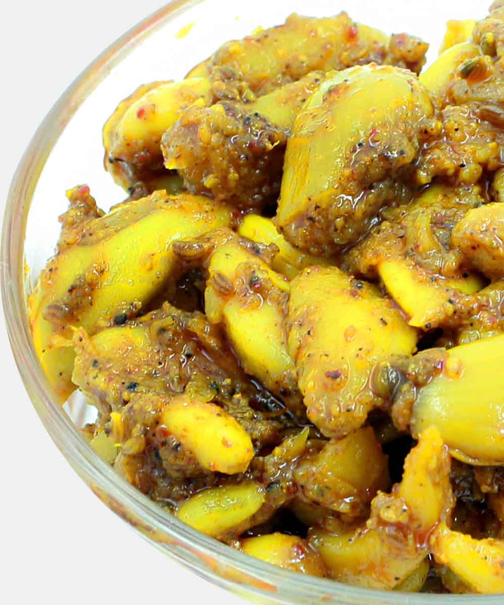 Lucknow Garlic Pickle 400 Gm - Image 3