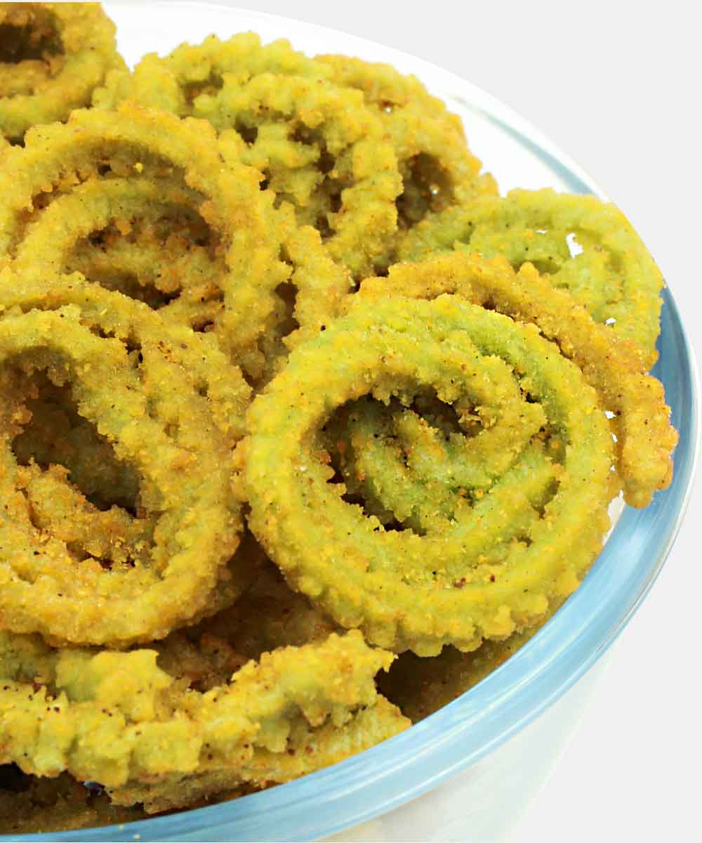 Methi Chakli 200 Gm - Image 3