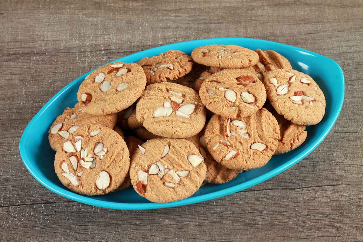 Rajgira Almond Cookies 300 Gm - Image 3