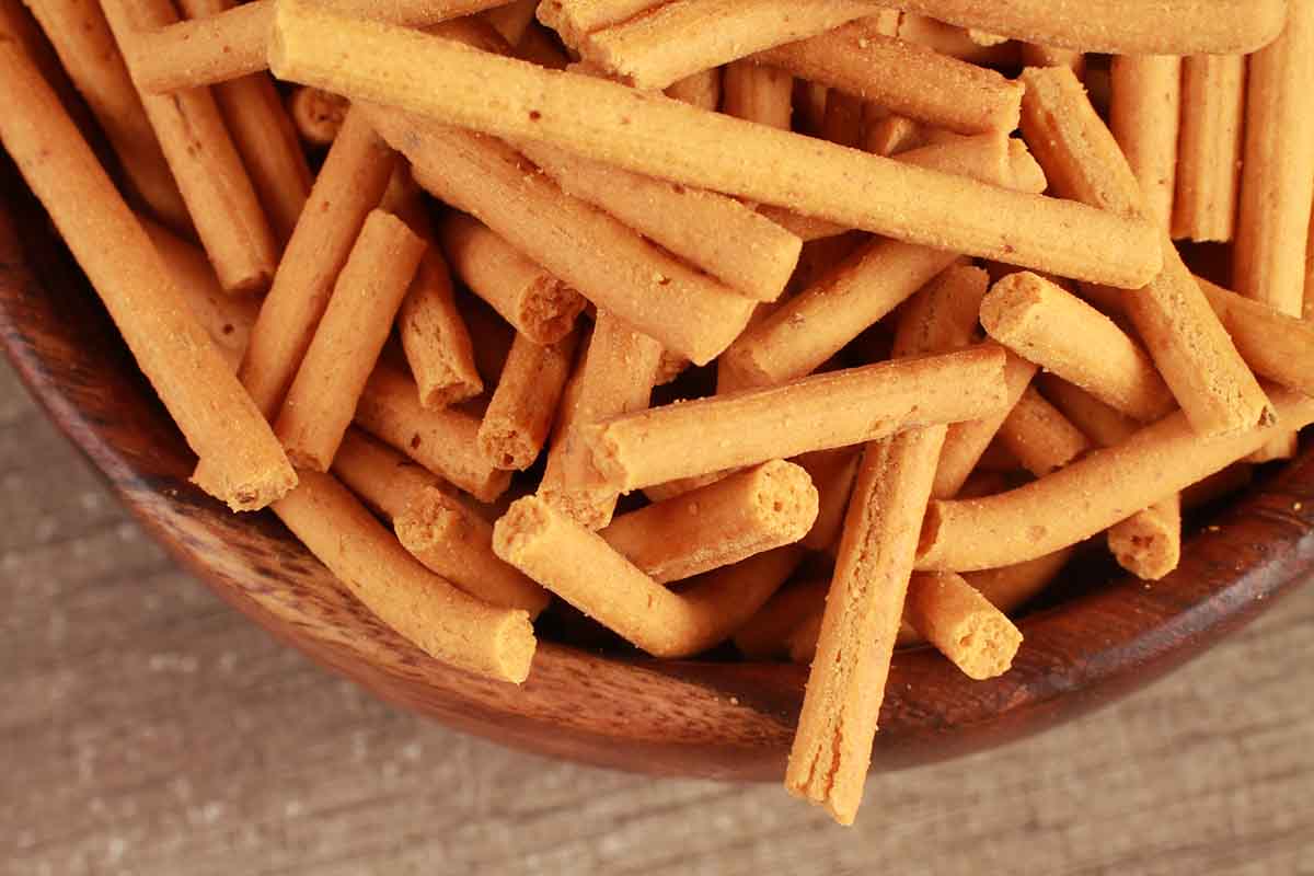 Roasted Tikha Gathiya 200 Gm - Image 2