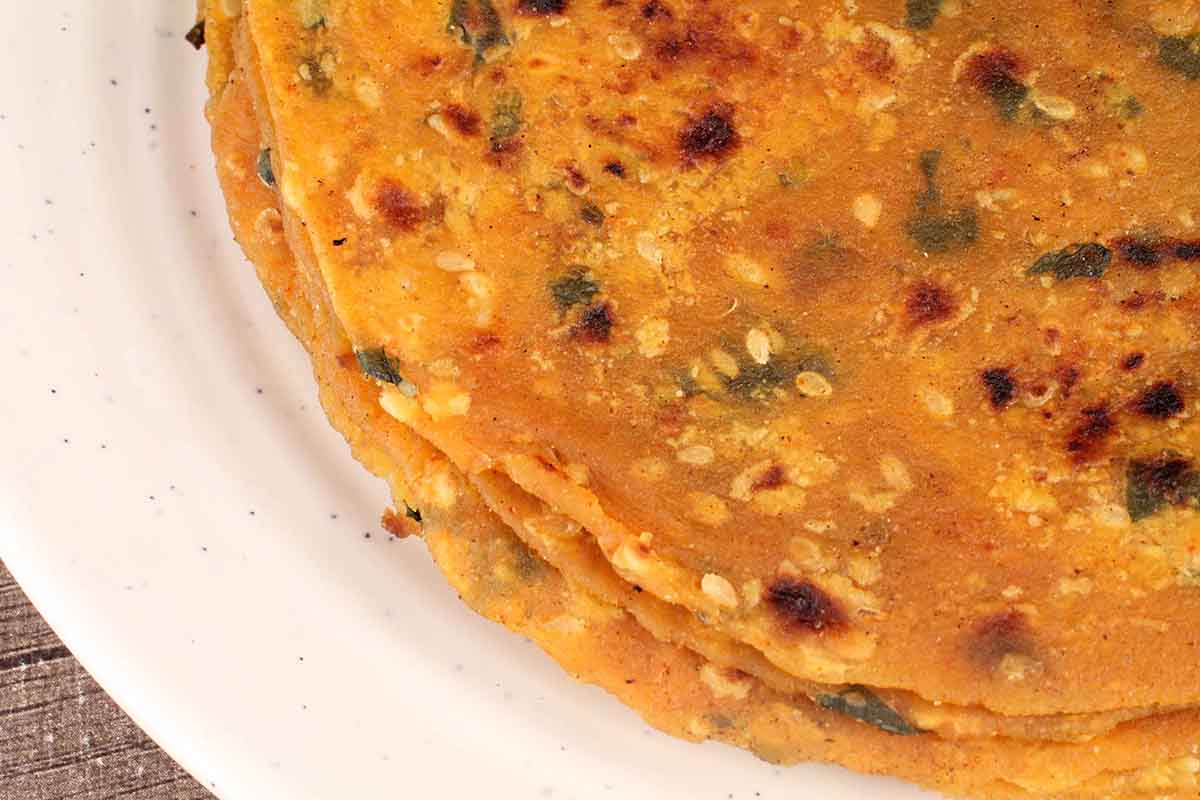 Garlic Methi Thepla 200 Gm - Image 2